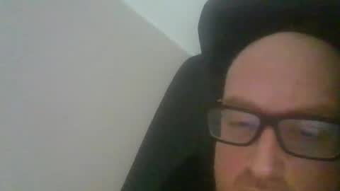 mark online show from February 2025 02:03:01 AM