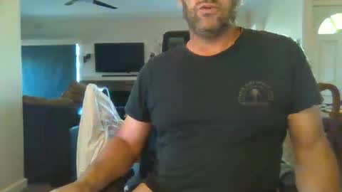 Snapshot of markoboy34 chatting on May 2026 02:52:01 AM Matt Kung online show from May 2026 02:52:01 AM