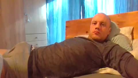 markus_7 online show from February 2025 12:15:02 PM