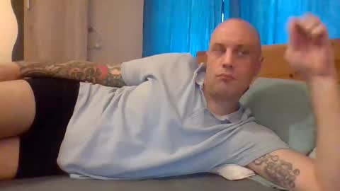 markus_7 online show from October 2025 11:30:02 AM