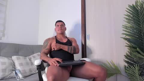 markus... Y online show from December 2024 12:33:02 AM