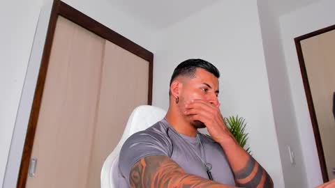 markus... Y online show from February 2025 10:59:01 PM