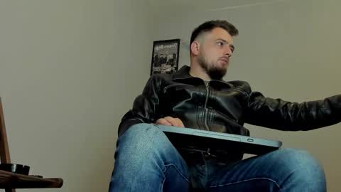 MARK online show from November 2025 05:58:02 PM