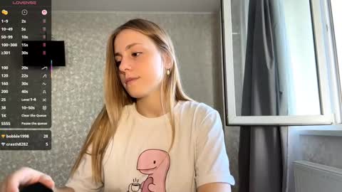 Olivia online show from September 2025 02:29:02 PM