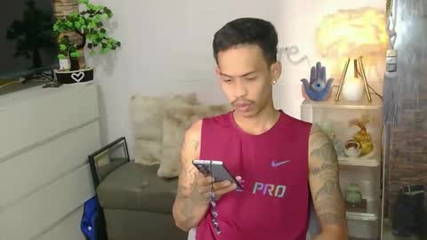 marlmoreno10 online show from April 2026 07:01:01 AM