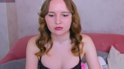 Snapshot of marlyn_owen chatting on May 2026 01:21:02 AM Emmaa online show from May 2026 01:21:02 AM