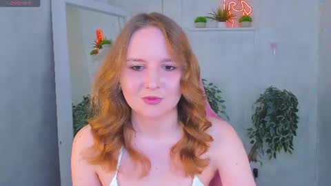 Snapshot of marlyn_owen chatting on June 2026 12:59:01 AM Emmaa online show from June 2026 12:59:01 AM