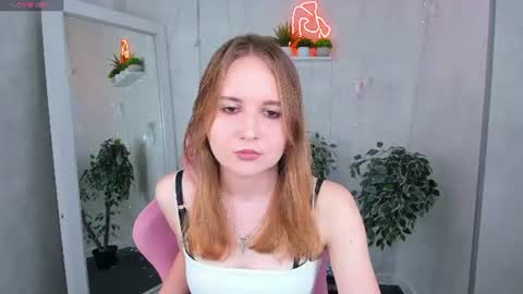 Snapshot of marlyn_owen chatting on July 2026 08:58:01 AM Emmaa online show from July 2026 08:58:01 AM