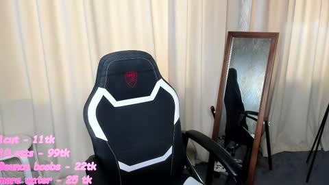 Snapshot of marrie_coy chatting on March 2025 10:32:02 AM Marrie online show from March 2025 10:32:02 AM