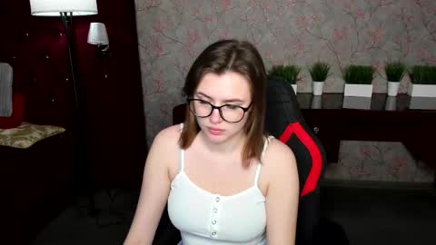 Snapshot of marrie_coy chatting on March 2025 01:30:02 PM Marrie online show from March 2025 01:30:02 PM