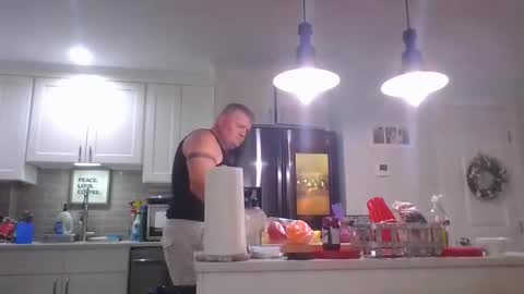 marriedguyold online show from April 2026 04:10:02 PM