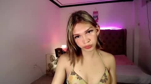 Snapshot of marryme_leixx chatting on May 2026 03:17:01 PM LEIXX online show from May 2026 03:17:01 PM