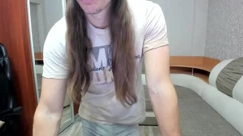 Snapshot of marryplz chatting on September 2025 12:27:02 AM Alan online show from September 2025 12:27:02 AM