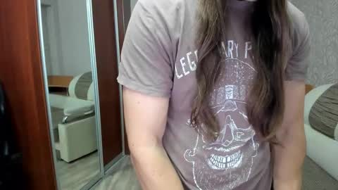 Snapshot of marryplz chatting on October 2025 05:45:02 PM Alan online show from October 2025 05:45:02 PM