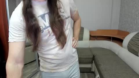 Snapshot of marryplz chatting on November 2025 02:01:02 AM Alan online show from November 2025 02:01:02 AM