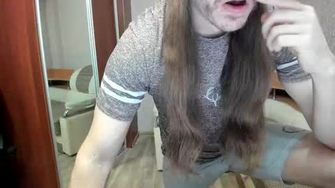 Snapshot of marryplz chatting on November 2025 03:23:02 PM Alan online show from November 2025 03:23:02 PM