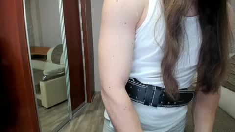 Snapshot of marryplz chatting on November 2025 05:42:02 AM Alan online show from November 2025 05:42:02 AM