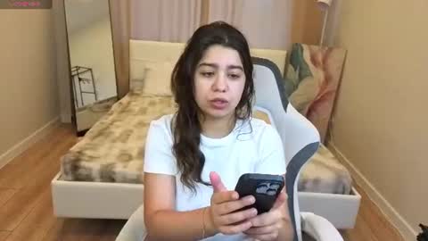 Snapshot of marsha_morris chatting on August 2026 01:04:02 AM Trisha online show from August 2026 01:04:02 AM