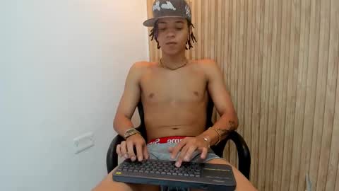 Snapshot of marshall_spencer chatting on October 2025 01:55:01 PM MARSHALL online show from October 2025 01:55:01 PM