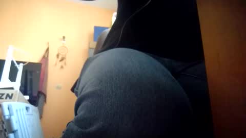 marsupialdan online show from November 2025 01:23:01 PM