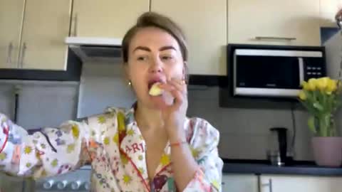 Marta online show from March 2026 08:43:01 AM