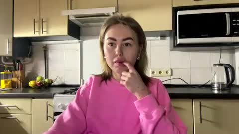 Marta online show from April 2026 04:37:02 PM