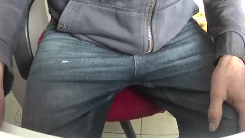 Snapshot of martial04 chatting on January 2025 09:33:02 AM martial04 online show from January 2025 09:33:02 AM