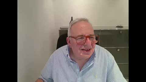 martin_1947 online show from September 2025 10:33:02 PM