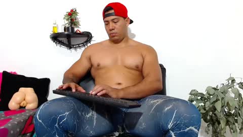 Martin instagrammartinfiit online show from December 2024 05:10:01 AM