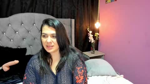   MARTINA   online show from February 2025 09:27:02 PM