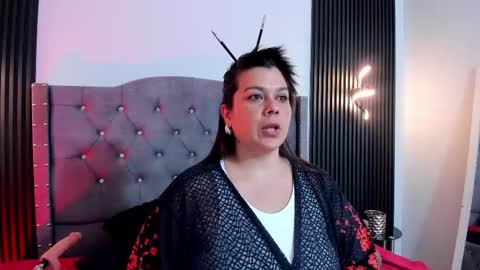   MARTINA   online show from September 2025 12:05:01 PM