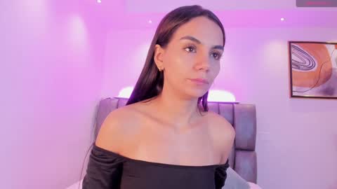 Martina online show from February 2025 12:17:01 PM