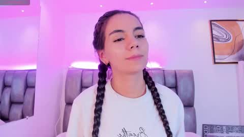 Martina online show from September 2025 12:49:02 PM