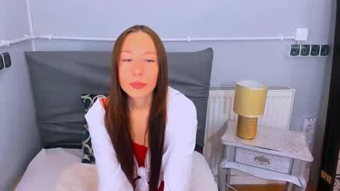 MartinaBody online show from November 2025 03:47:01 PM