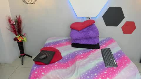 Martina online show from January 2025 07:31:01 AM