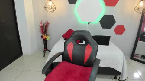 Martina online show from January 2025 07:15:01 AM