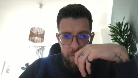 Snapshot of martinmagic467659 chatting on March 2026 01:18:01 PM martinmagic467659 online show from March 2026 01:18:01 PM