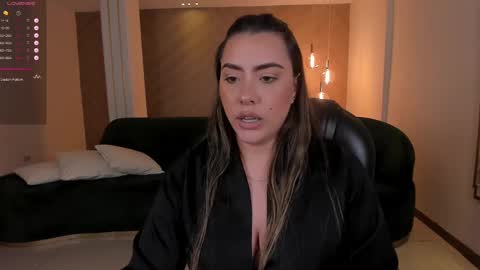 Martinna Bonnet online show from February 2025 02:06:02 PM