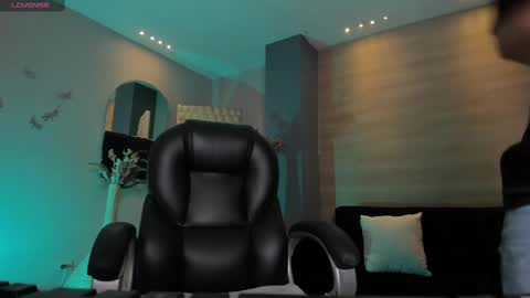 Martinna Bonnet online show from March 2025 10:35:02 AM