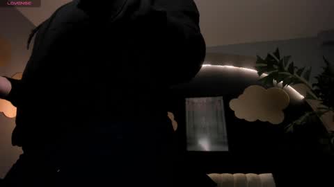 Martinna Bonnet online show from March 2025 10:15:02 AM