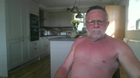 martinrgbxxxx online show from May 2026 08:21:01 AM
