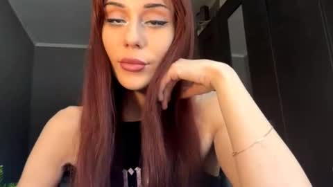 Mia online show from January 2026 09:36:02 AM