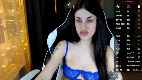 Maria online show from November 2025 02:29:02 PM