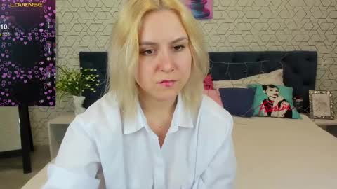 mary__bailey online show from January 2025 07:48:01 AM