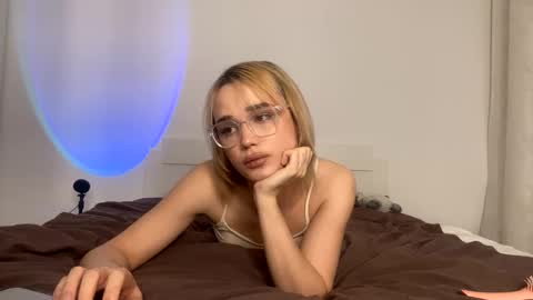 Mary online show from January 2025 05:42:02 PM