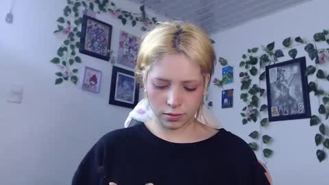                      100   online show from January 2025 05:03:01 AM