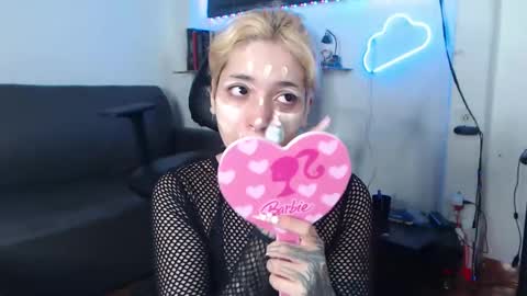                      100   online show from February 2025 11:36:02 PM