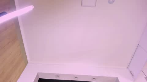   online show from January 2025 02:09:02 AM