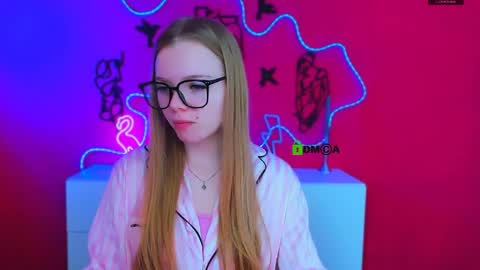 mary skiny online show from April 2026 05:27:01 AM