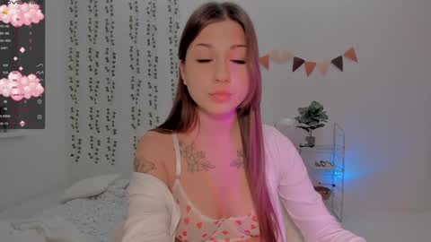 Snapshot of mary_tim chatting on December 2024 06:50:01 PM Maryana online show from December 2024 06:50:01 PM